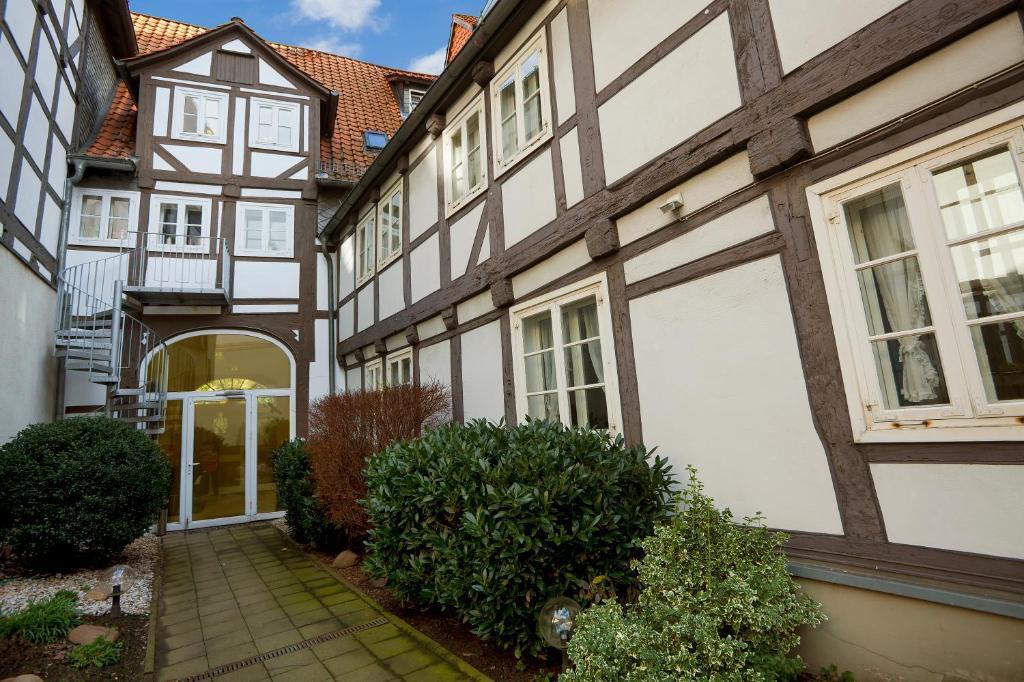 Ritter St. Georg Hotel 3*